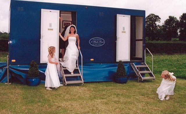 Winning Luxury Mobile Toilet hire from A Plush Flush of Herefordshire for weddings
